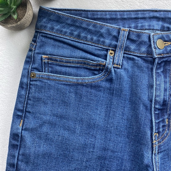 Aviator Best Travel Mid Rise Modern Tailored Fit Jeans (Dark Wash Indigo) - Picture 7 of 16